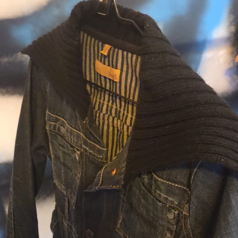Jean Jacket With Sweater Edging - Picture 6 of 14